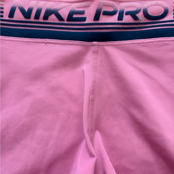 Nike Pro Women's Pink Athletic Shorts Size Small - Picture 10 of 12